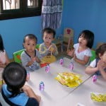 truong mam non hoa mi cung lam thiep sinh nhat tang ban 14