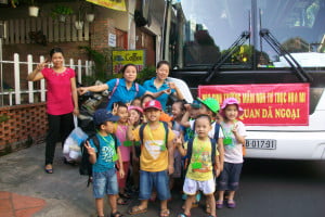 hinh anh cac be gia ngoai tai cong vien gia dinh ngay 27032015 p1 08