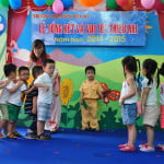 tham gia giao thong tren san truong lop chich choe truong mam non hoa mi 2015 02