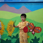 Tham gia giao thông trên sân trường - trường mầm non Họa Mi 2015