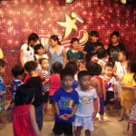 truong mam non hoa mi to chuc cho be di kizciti 2015 51