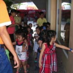 truong mam non hoa mi to chuc cho be di kizciti 2015 75