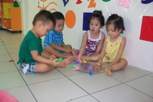 Phát triển vận động tinh - Hoạt động hè 2015