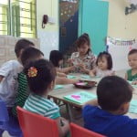 Hoạt đông: "8/3 - Tình yêu của con dành tặng mẹ"