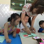 Hoạt đông: "8/3 - Tình yêu của con dành tặng mẹ"