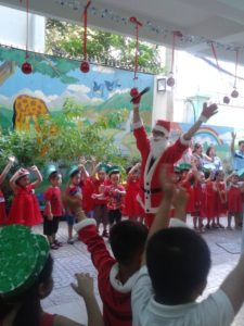 Văn nghệ chào mừng ngày thành lập QĐND VN 22/12 và Noel - Hình 21