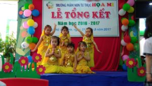 Hình ảnh văn nghệ và lễ tổng kết năm học 2016-2017 ở trường - Hình 31