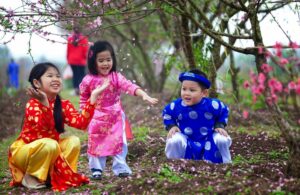 Mùa xuân trong vườn | Bài thơ Mùa xuân trong vườn