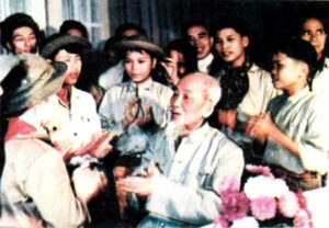 Luôn nghĩ đến miền Nam | Tập đọc Luôn nghĩ đến miền Nam